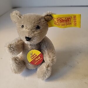 1980s 4" Steiff Jointed Original Teddy Bear with Yellow Tag - Light Beige